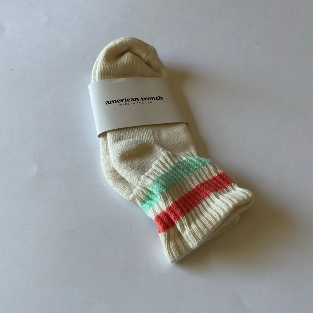 AMERICAN TRENCH WOMENS RETRO QUARTER CREW SOCKS MINT CORAL STRIPE OS NWT